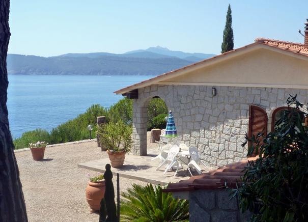 Ferienhaus 4 Personen, Meerblick, umzäuntes Grundstück, Hund erlaubt, Capoliveri, Insel Elba